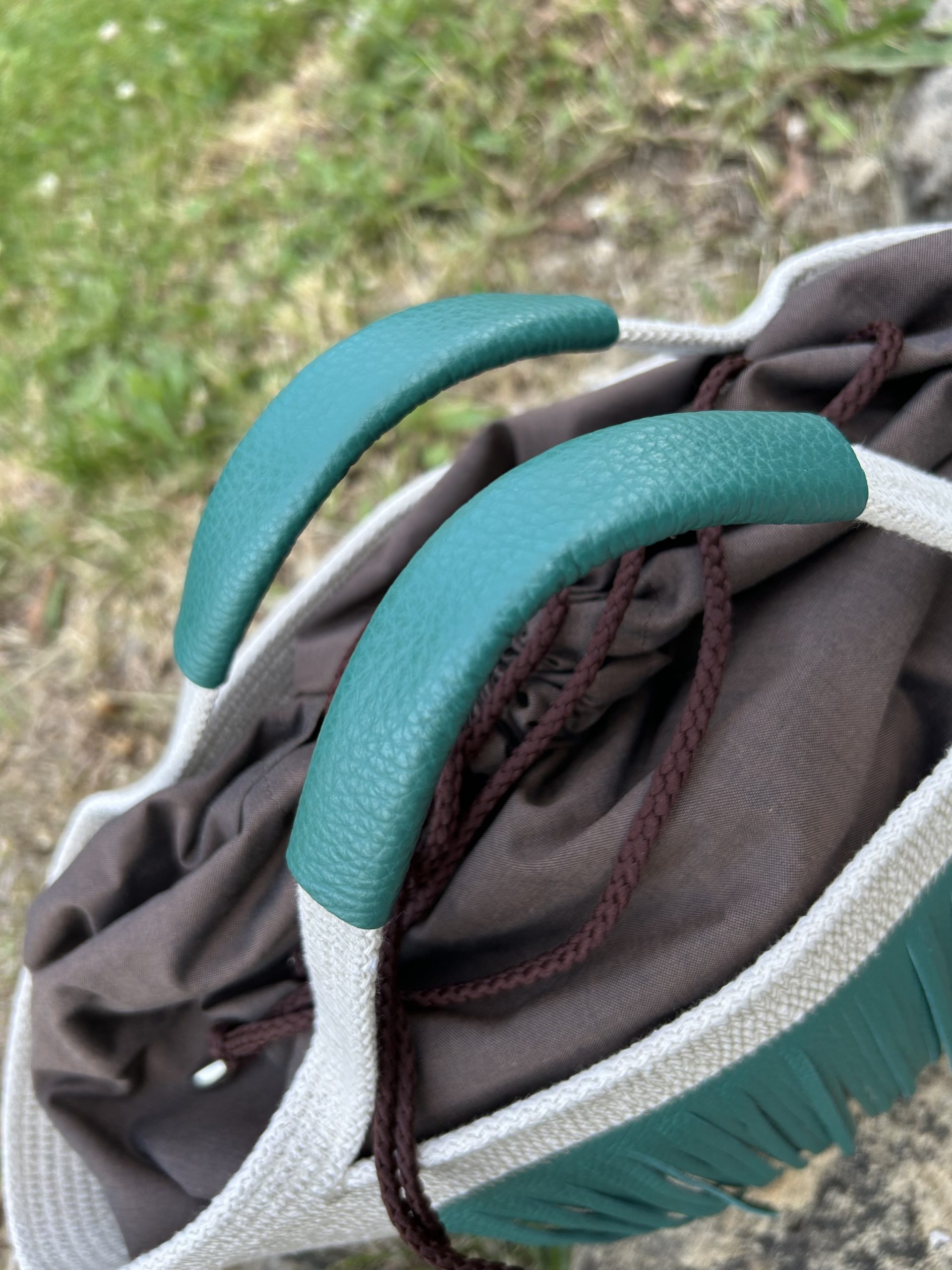Borsa in corda con riporti in pelle